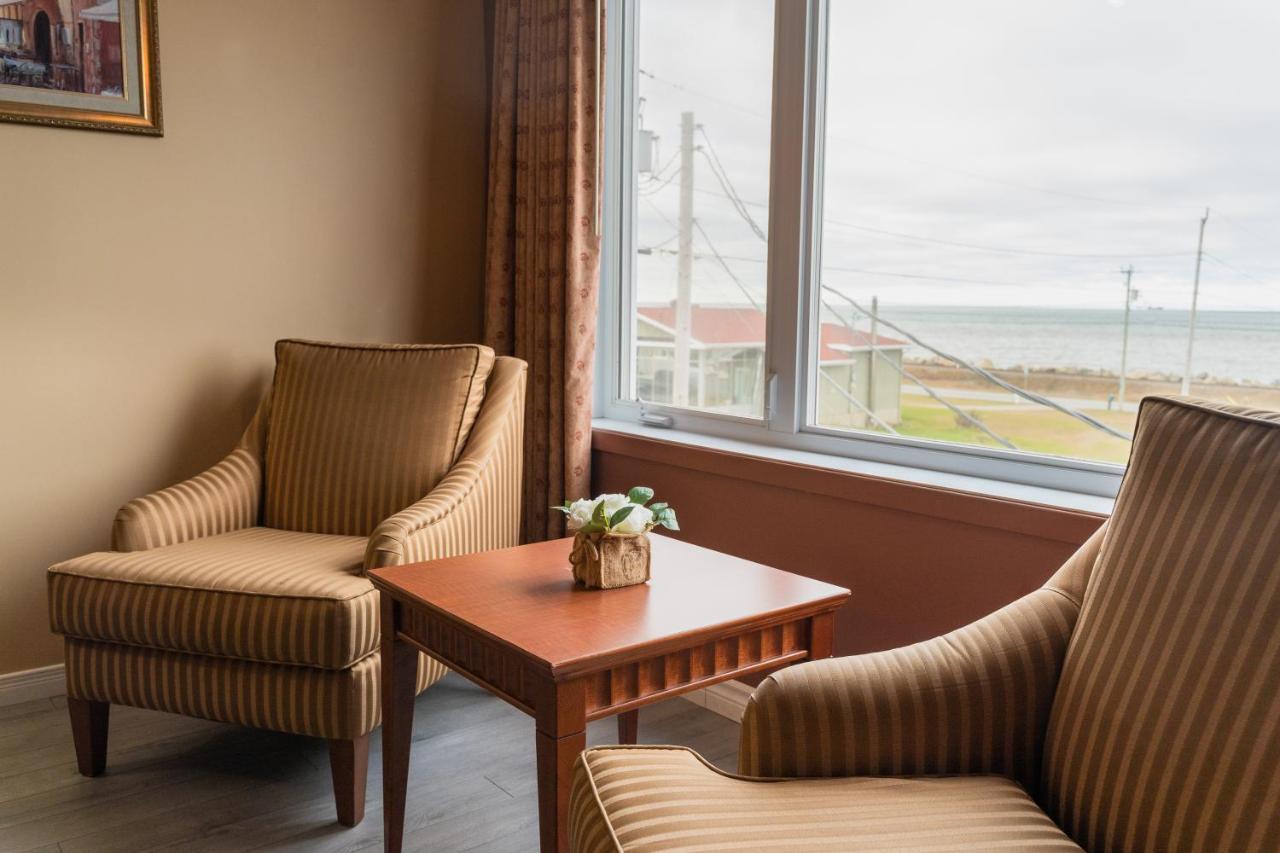 Hotel Motel La Vigie Matane Exterior photo