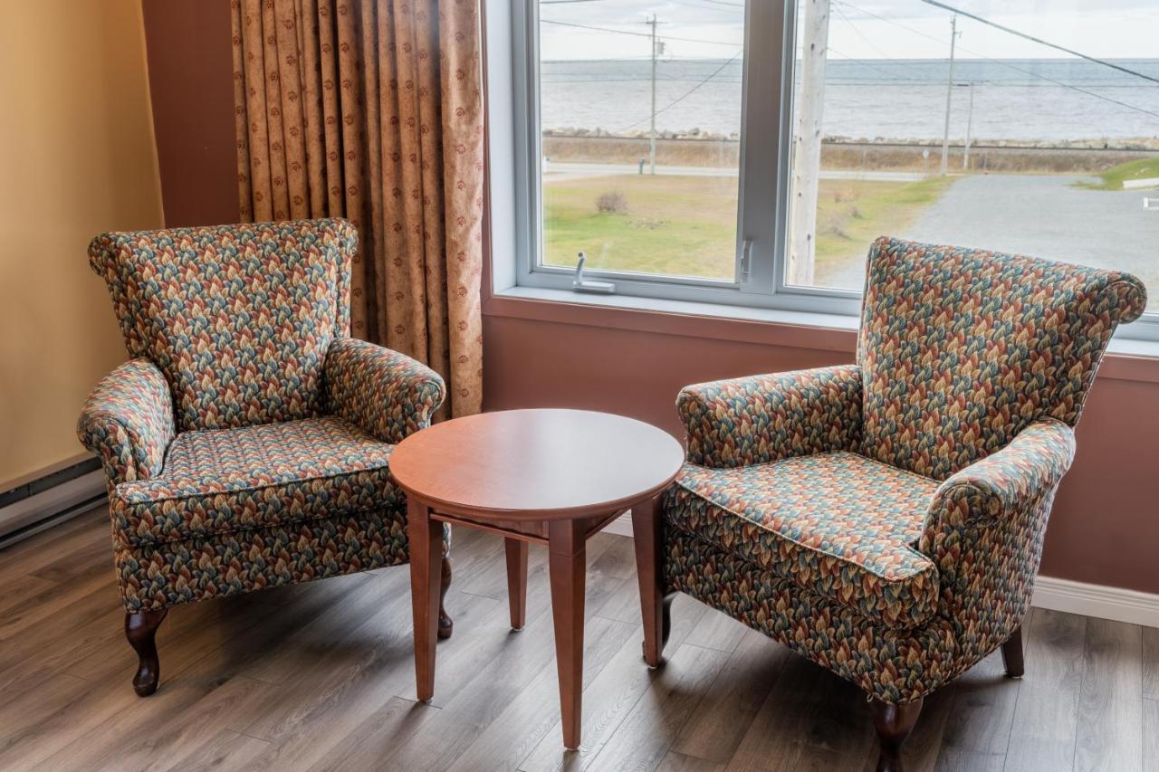 Hotel Motel La Vigie Matane Exterior photo