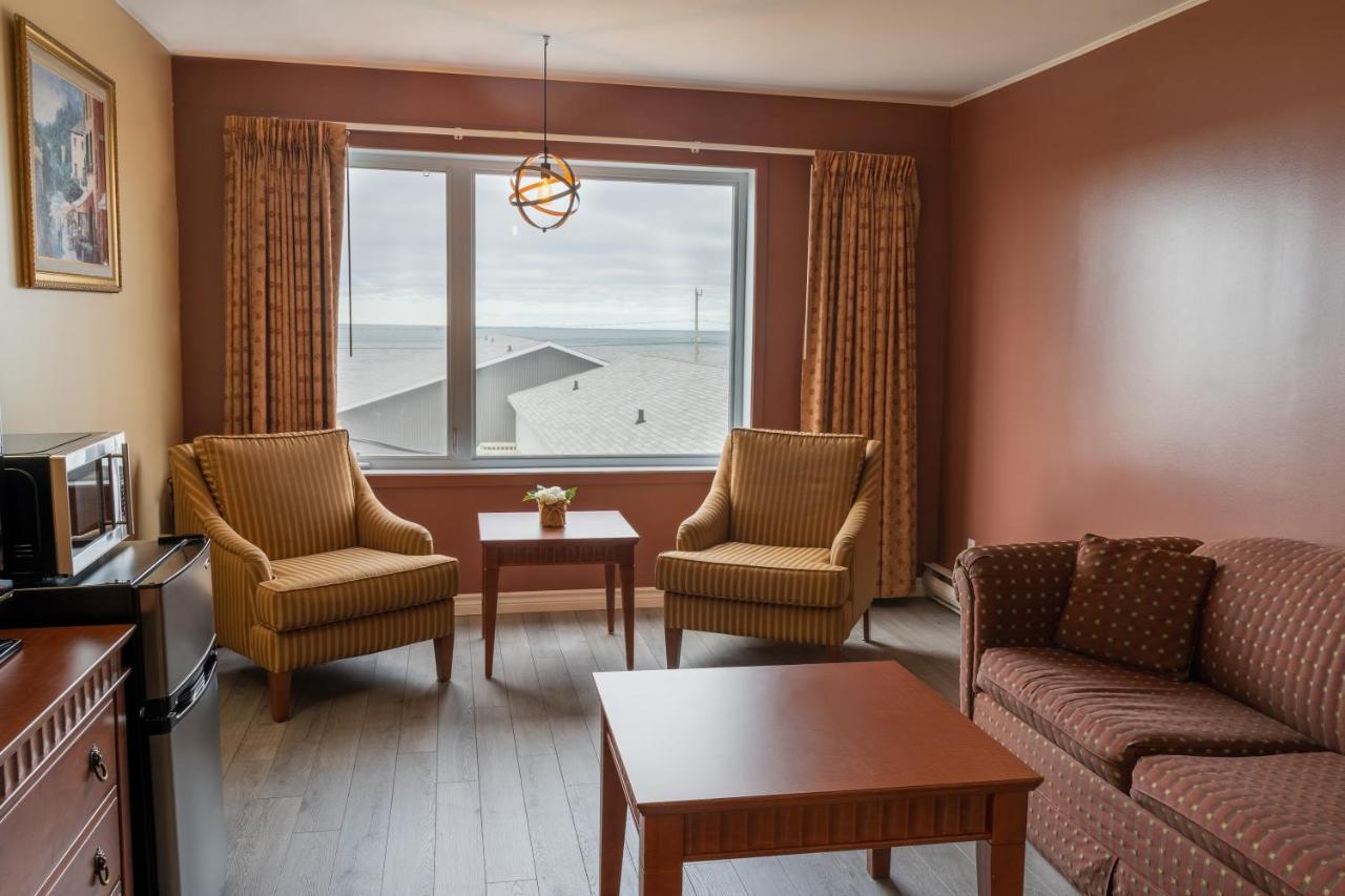 Hotel Motel La Vigie Matane Exterior photo