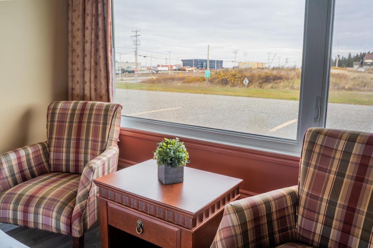 Hotel Motel La Vigie Matane Exterior photo